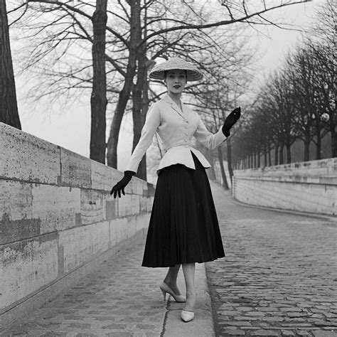 dior new look pinterest|christian dior 1947 fashion style.